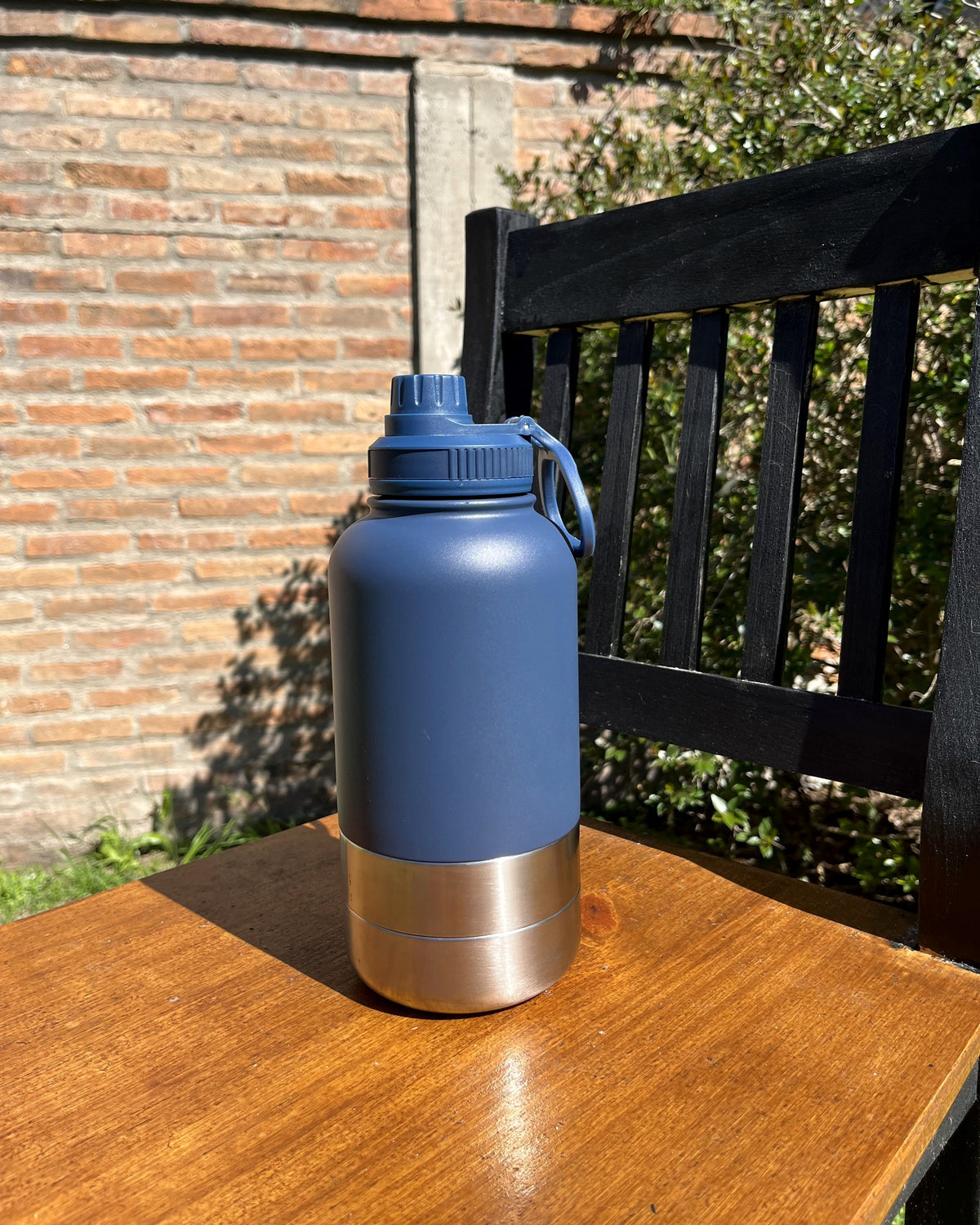Botella Ketibu color Azul marino